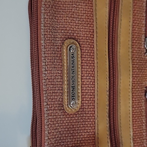 Vtg STONE MOUNTAIN Canvas Faux Leather Three Compartment Carpet Shoulder Bag - Picture 9 of 16